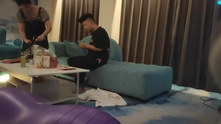 初恋哥VS E罩杯的大胸湖师大艺术系花720P无水印