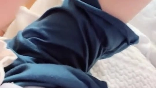 美女吹箫的样子太迷人了！就是奶子小了点！
