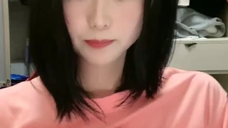 继女从她已婚的继兄弟那里得到了肛交