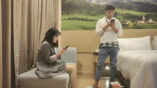 探花大神新鲜力作，外围小姐姐酒店私会偷拍，肤白貌美激情暴插，对白精彩有趣