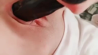 娃娃音“用力艹我，用力插骚穴啊”